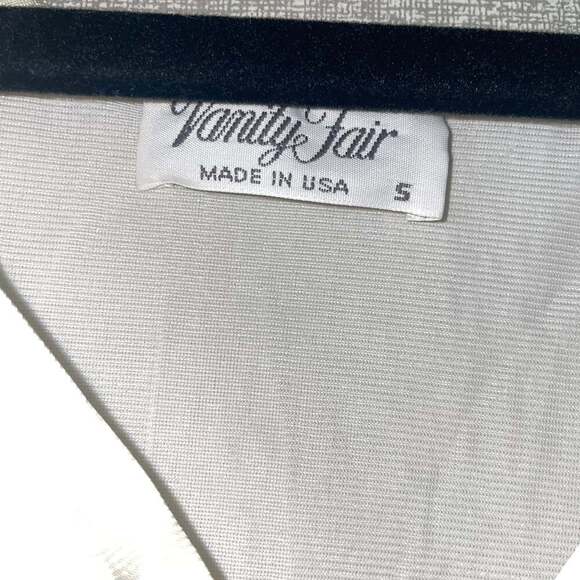 Vintage Vanity Fair Sleeveless Short Nylon Nightgown Cream with Satin Trim - Picture 4 of 5